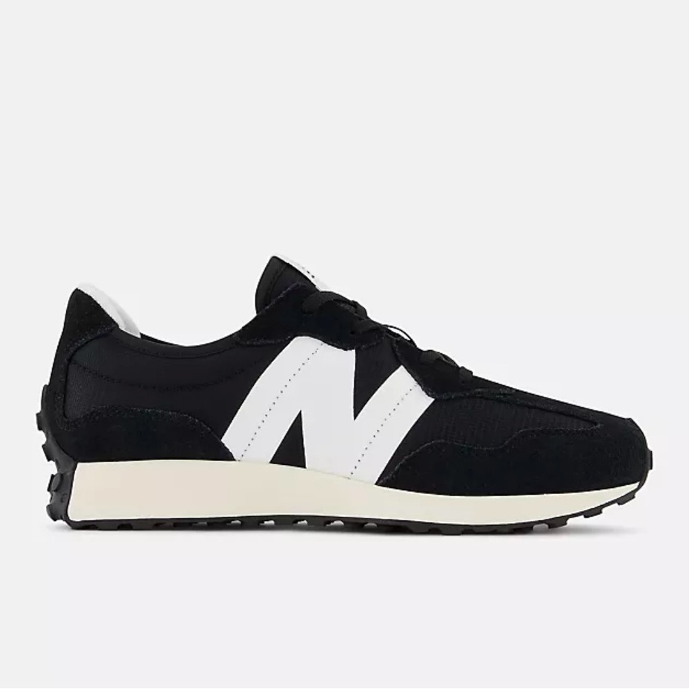 New Balance Youth 327 Black White Casual Running Shoe - GS327GS